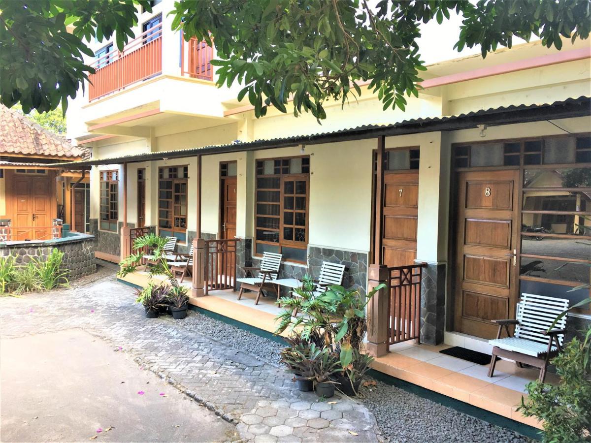 Hotel Wismancala Kaliurang Exterior photo