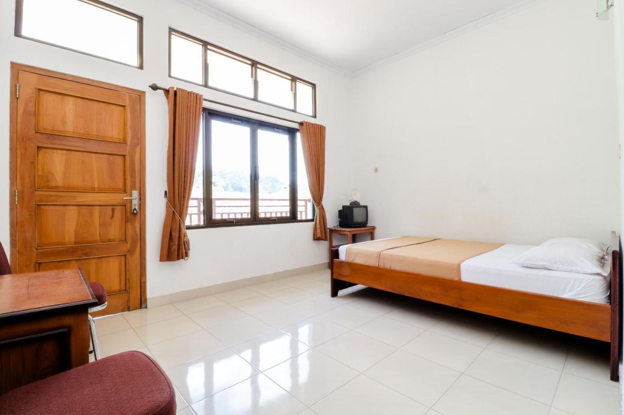 Hotel Wismancala Kaliurang Exterior photo